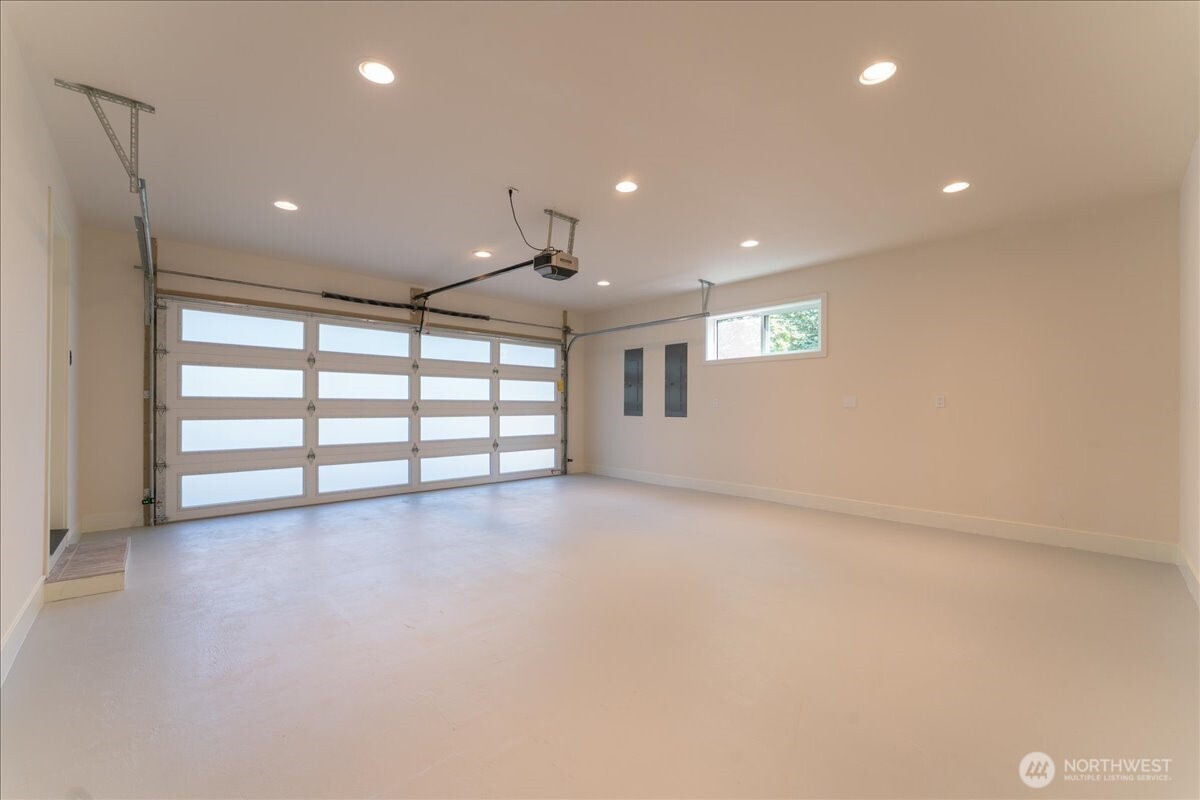 755 Wapato Way Property Photo 36