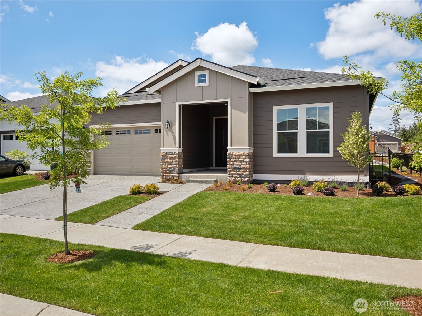 14804 206th Avenue 2557 Property Photo 4