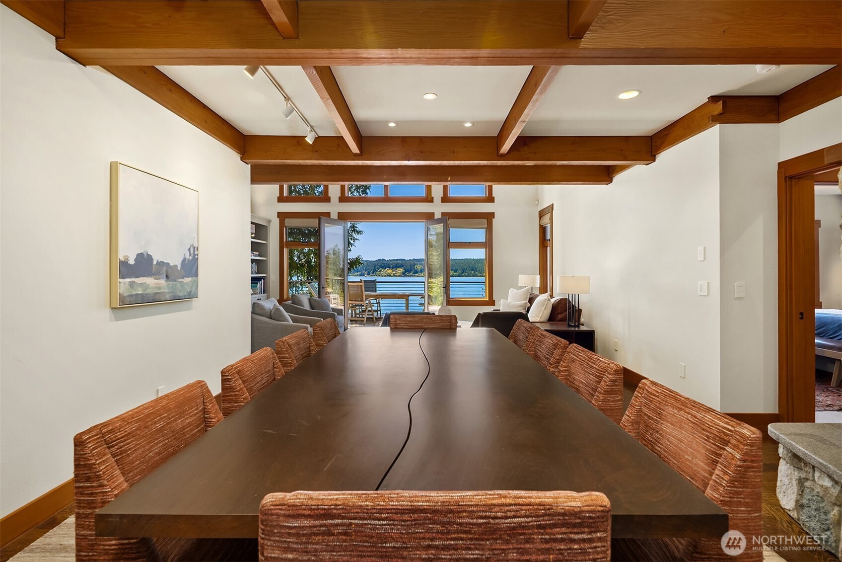 4174 Beach Drive Property Photo 10