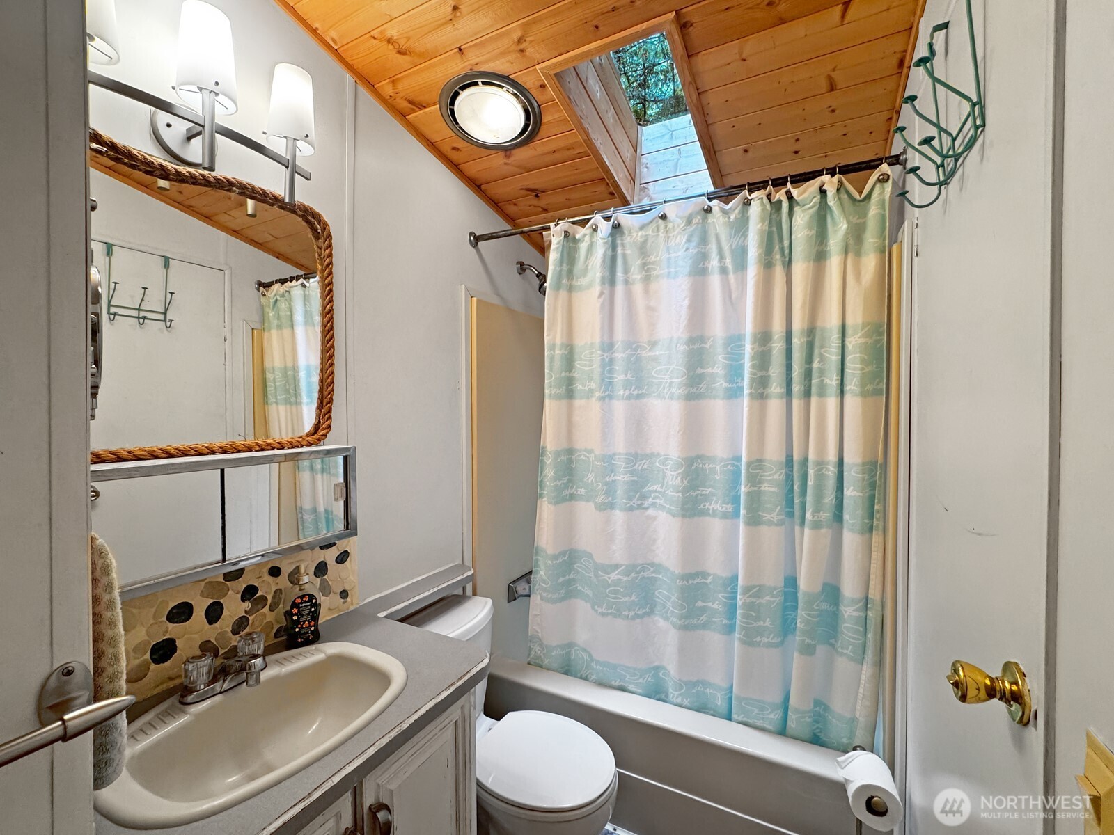 160 3 Big River Boulevard Property Photo 13