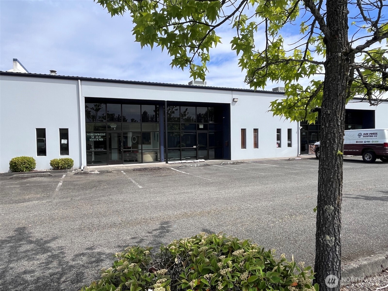 1721 W Valley Highway 5 Property Photo 1