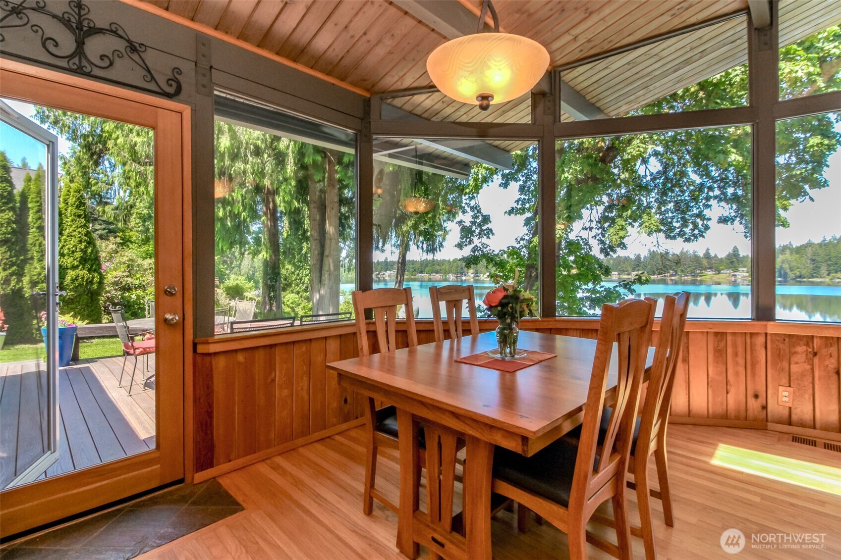7902 Kelly Beach Road Property Photo 20
