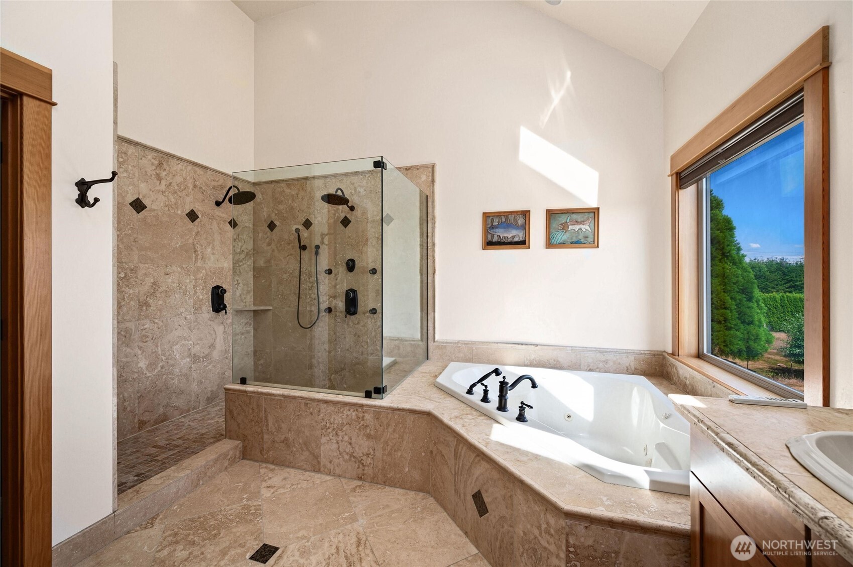 794 W Smith Road Property Photo 17