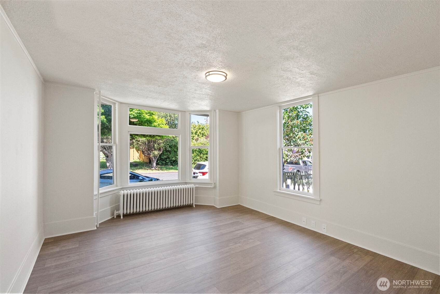 621 S Pine Street Property Photo 5