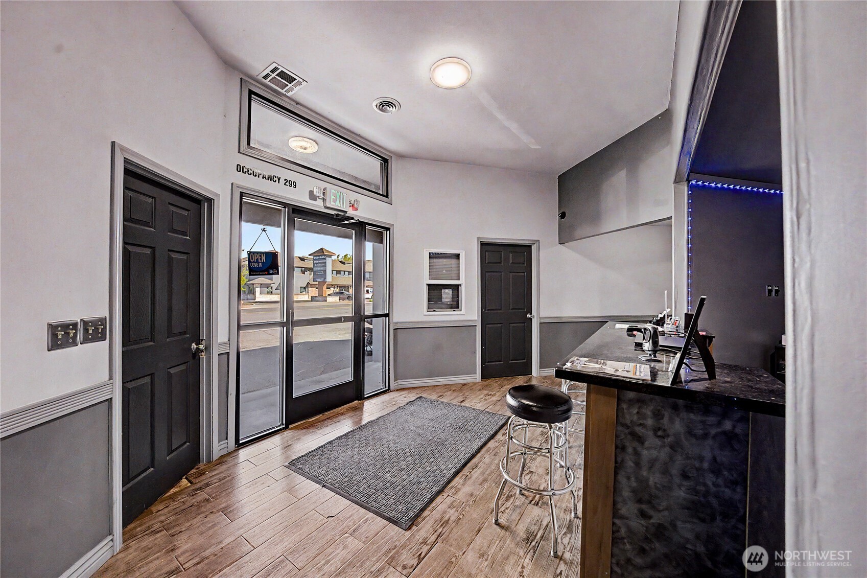 417 W Broadway Avenue Property Photo 12