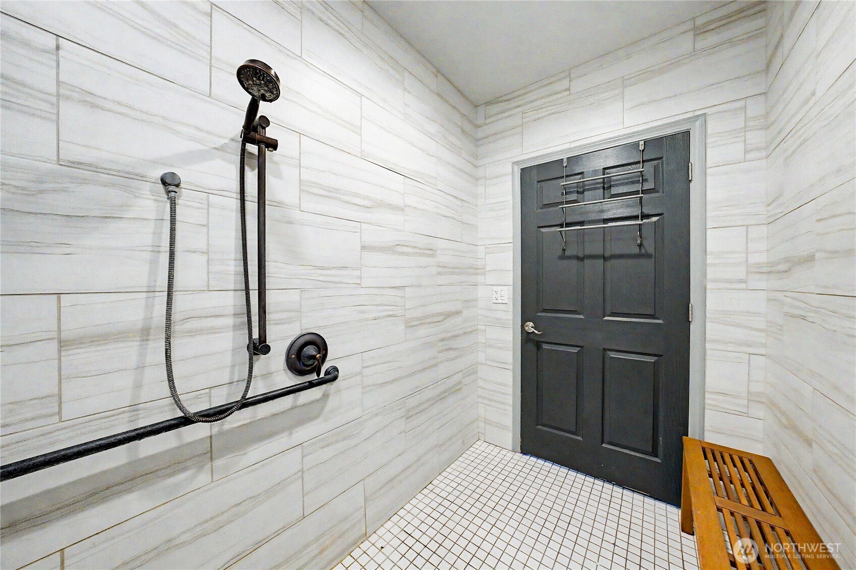 417 W Broadway Avenue Property Photo 38