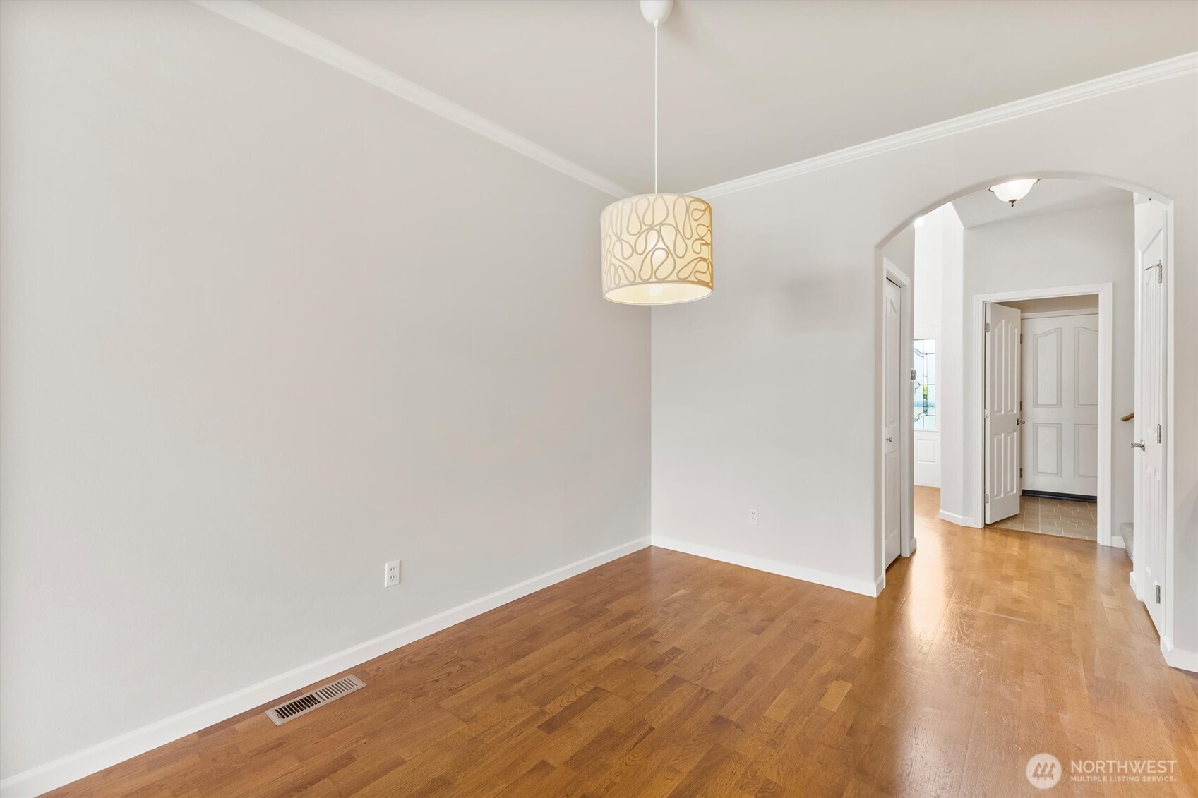 1149 Aaron Drive B Property Photo 18