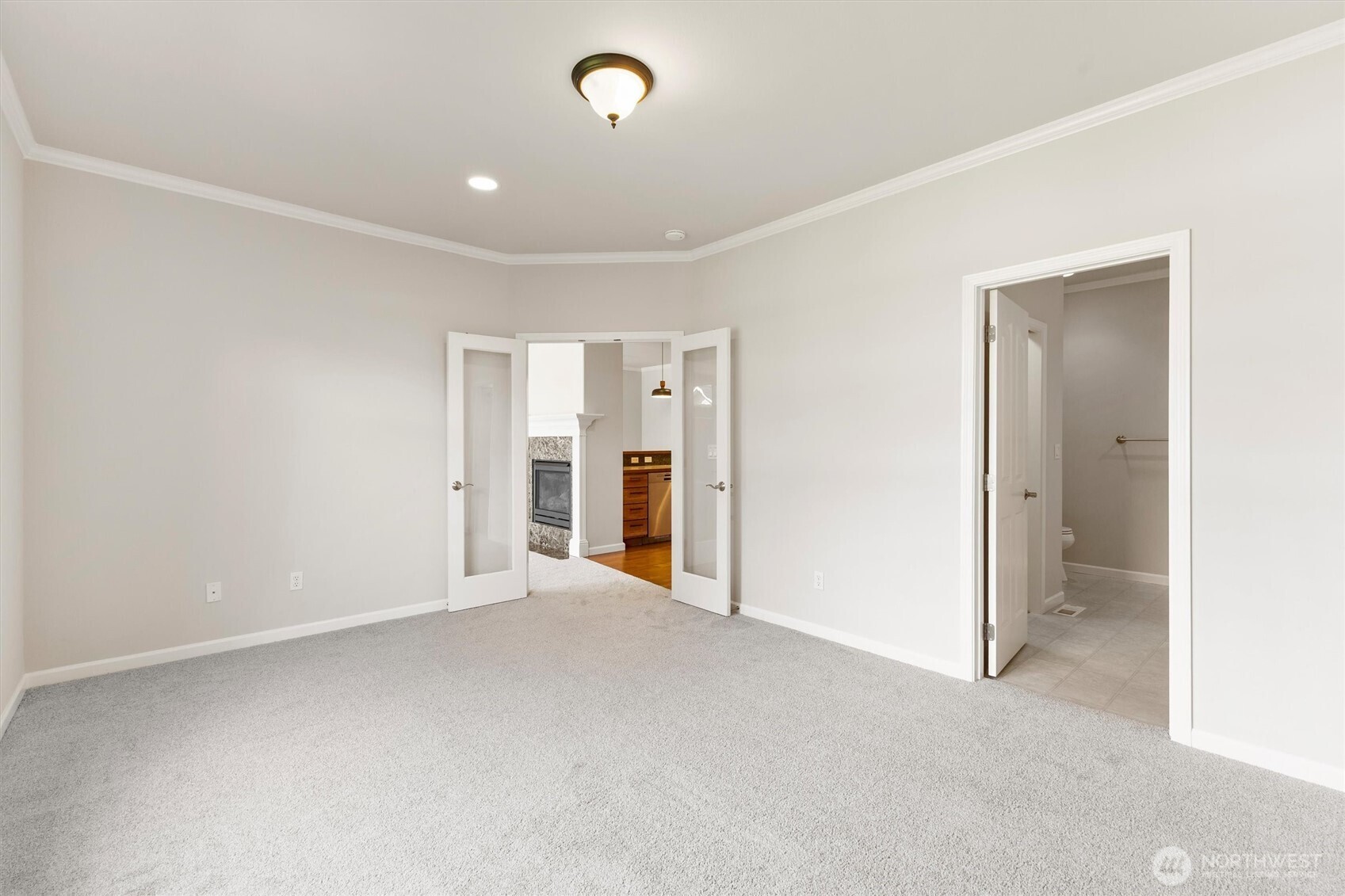 1149 Aaron Drive B Property Photo 23