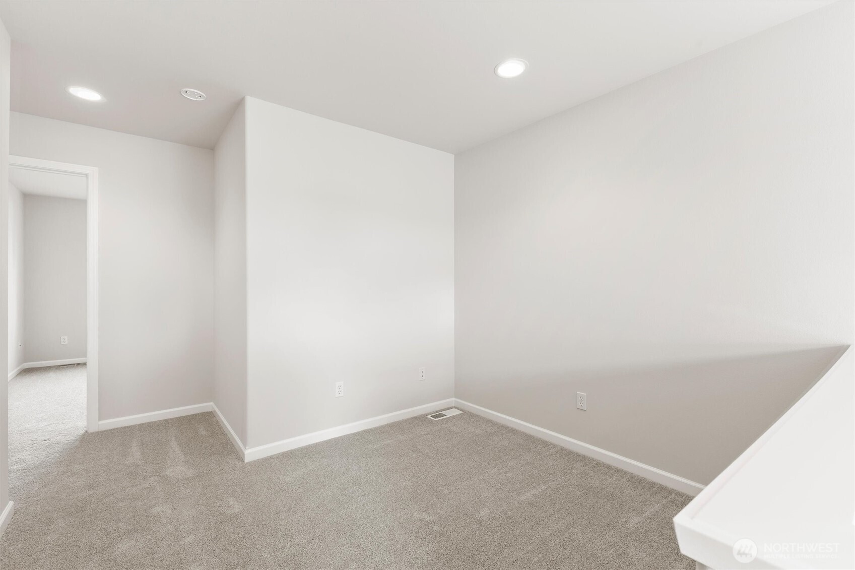 1149 Aaron Drive B Property Photo 28