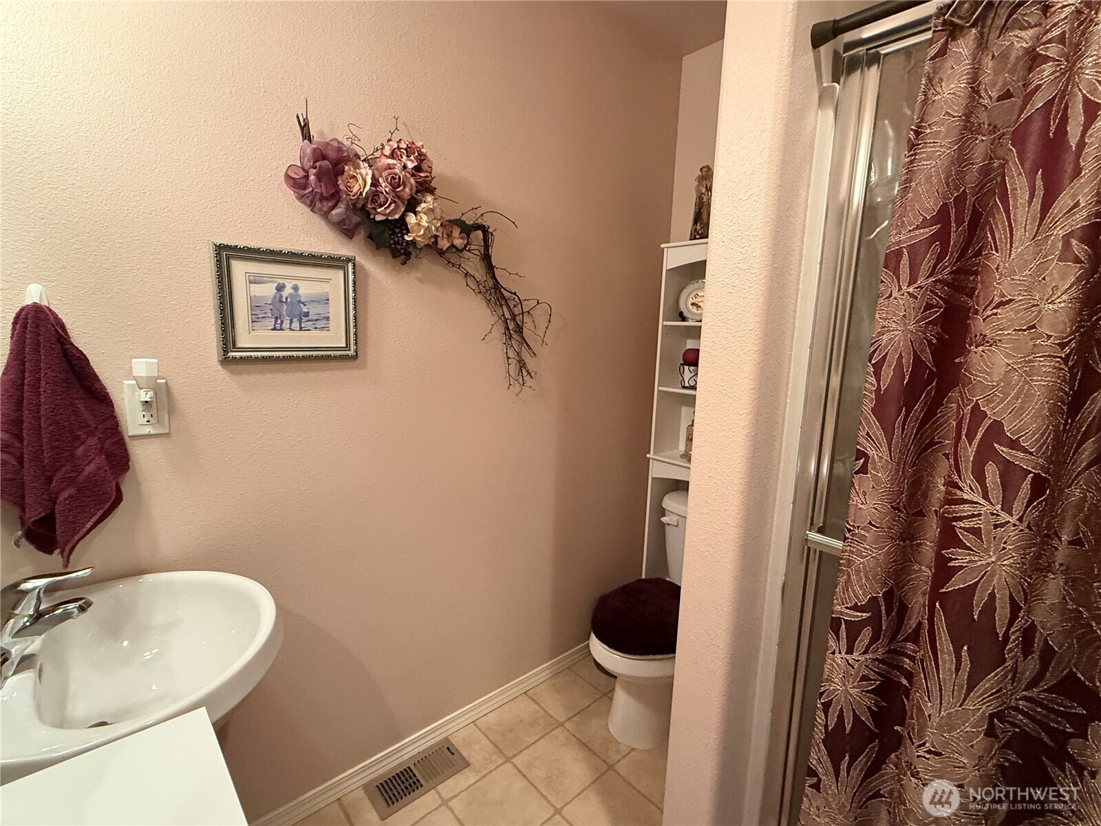 321 N Standstill Drive Wa9854 Property Photo 28