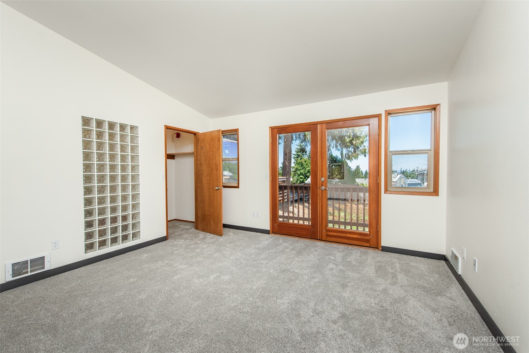 1603 E 5th Street Property Photo 25