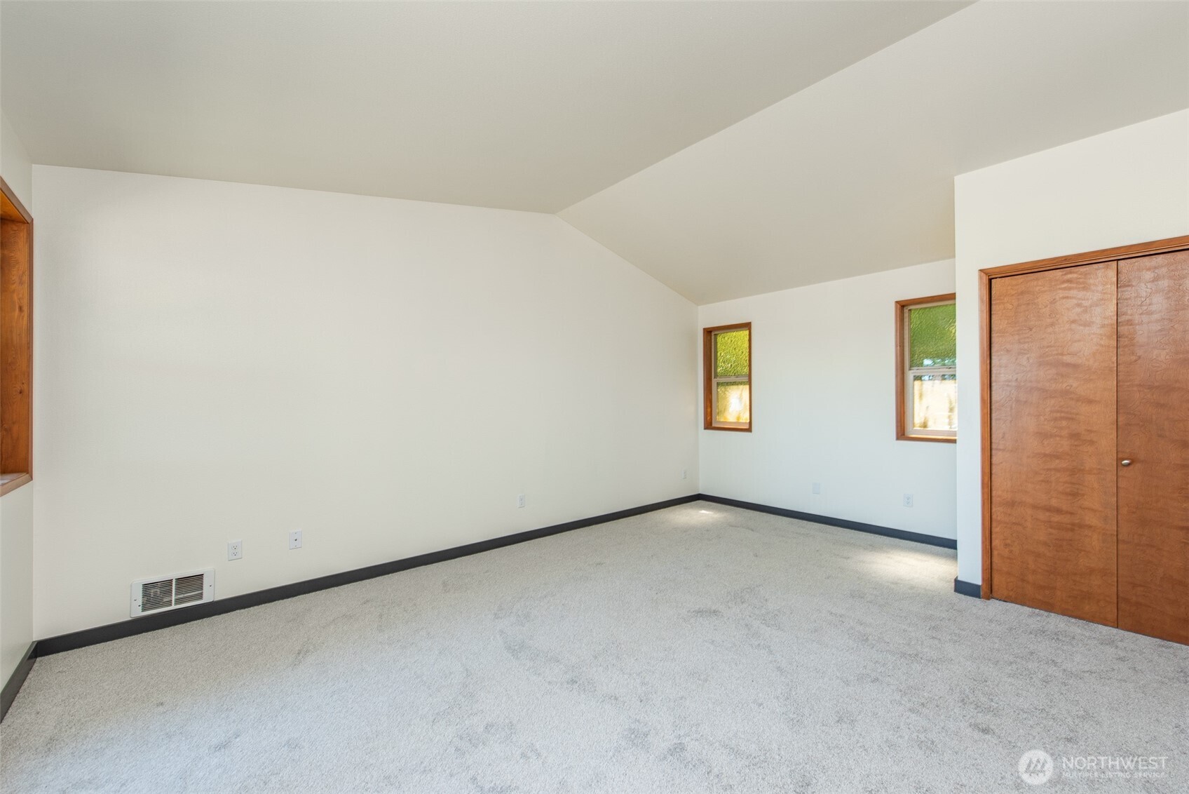 1603 E 5th Street Property Photo 29