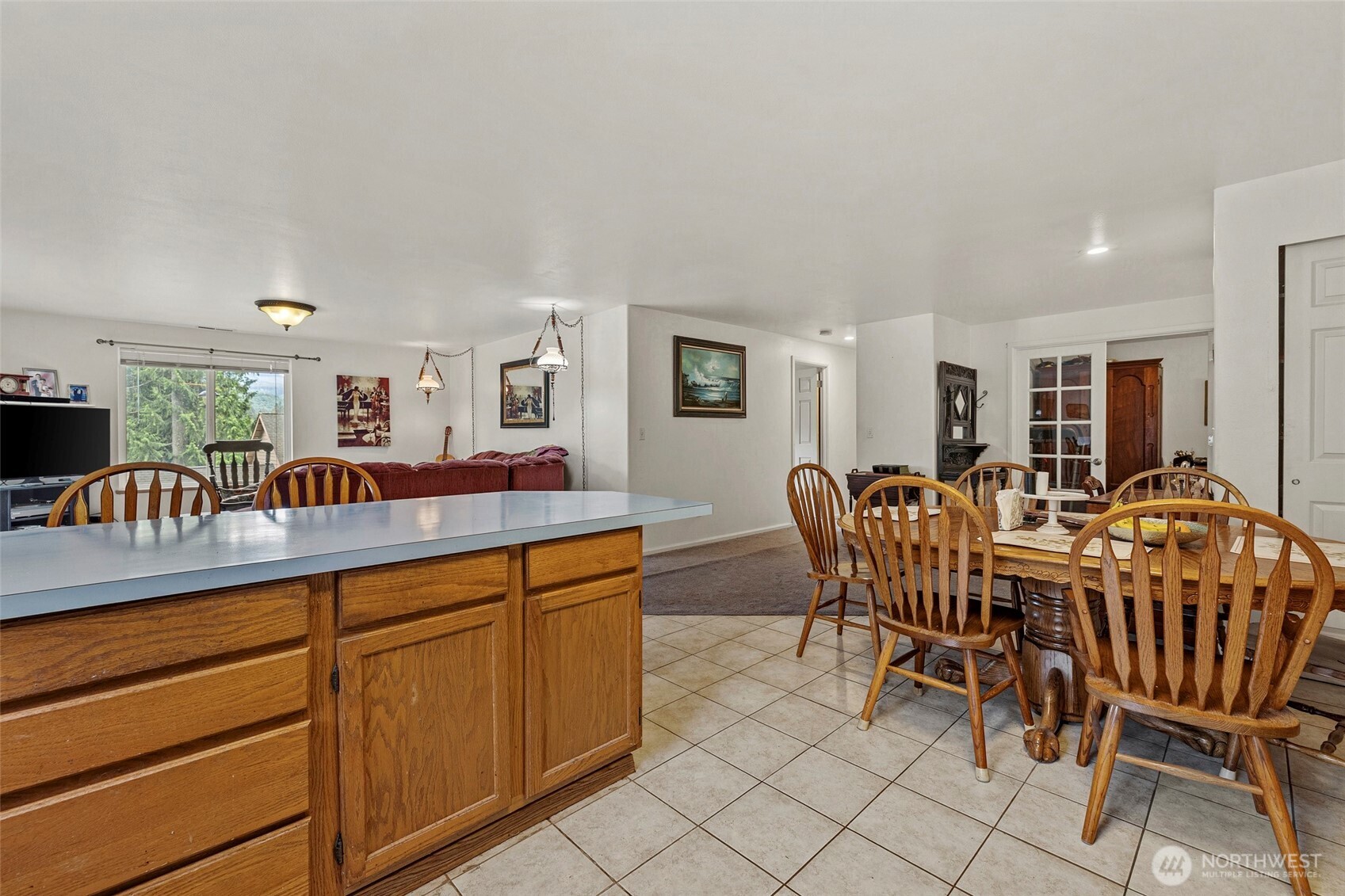 794 West Road Property Photo 18