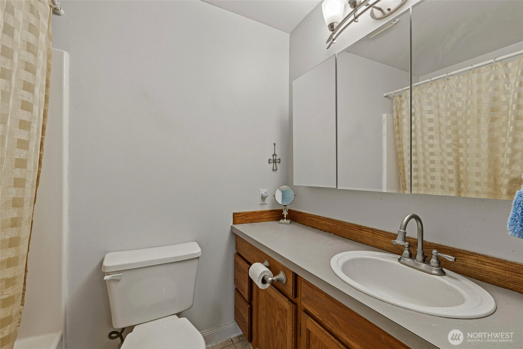 794 West Road Property Photo 25