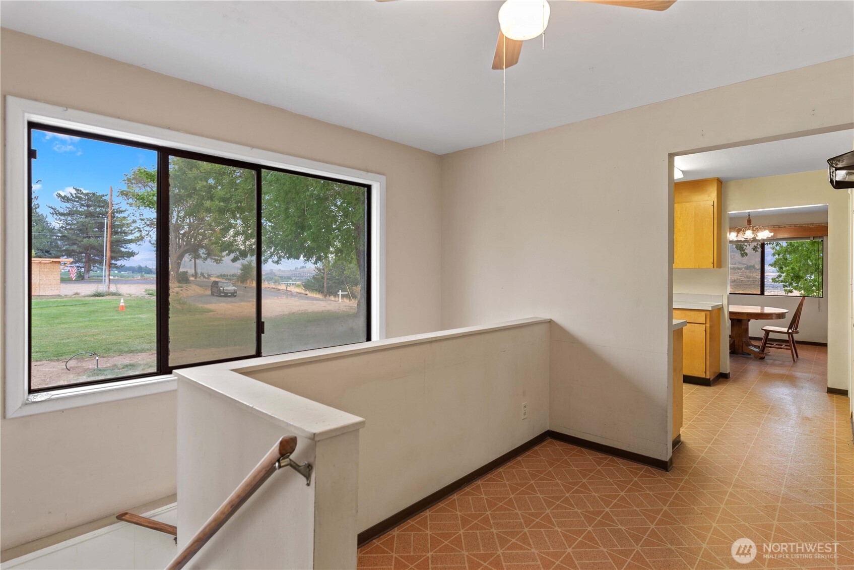 1550 Pear Lane Property Photo 11