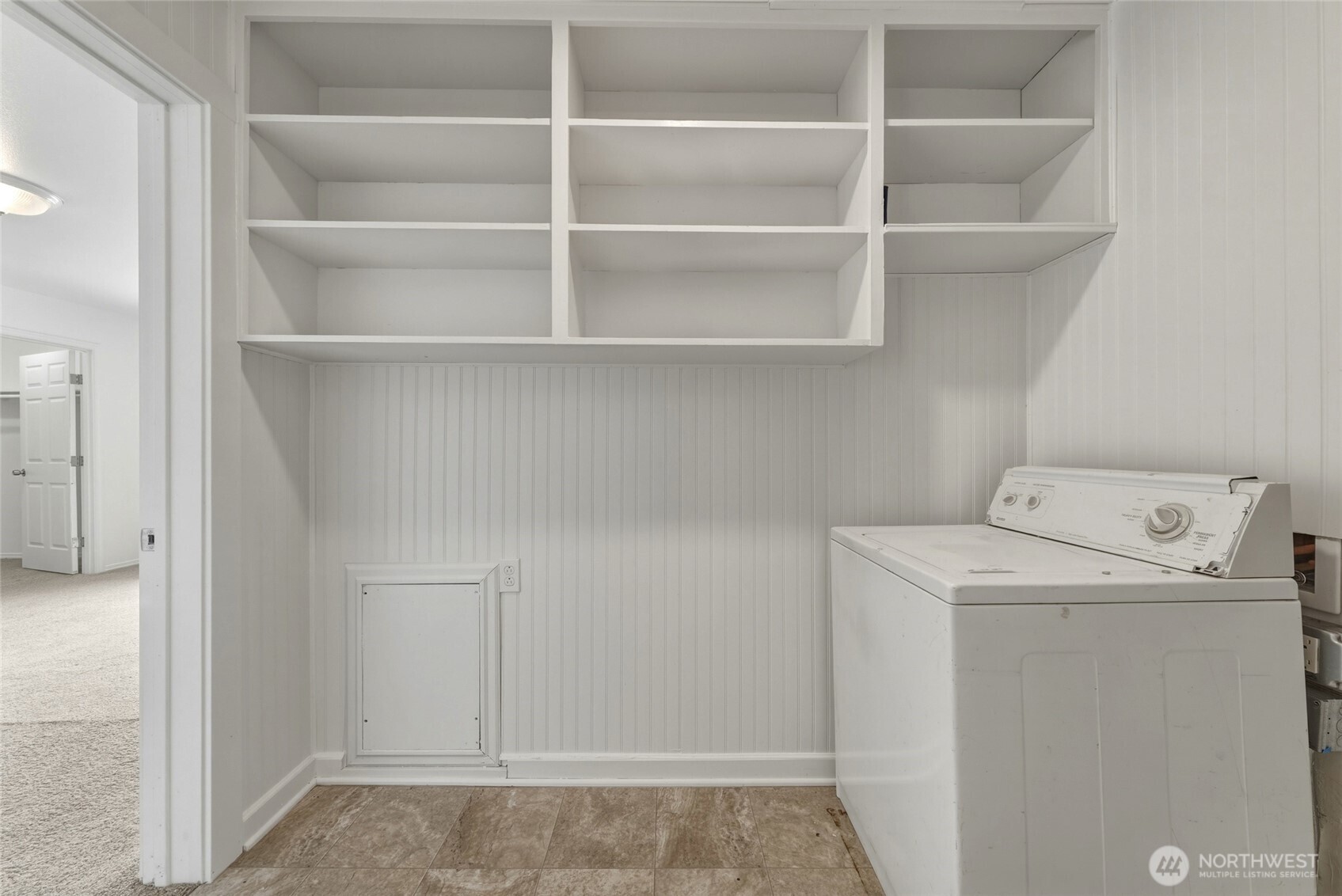 624 White Street Property Photo 8