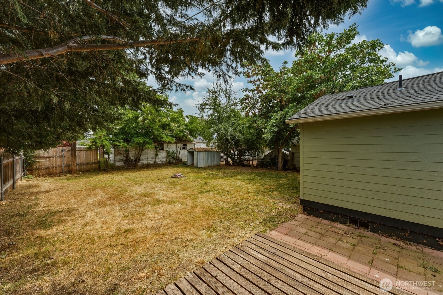 624 White Street Property Photo 23