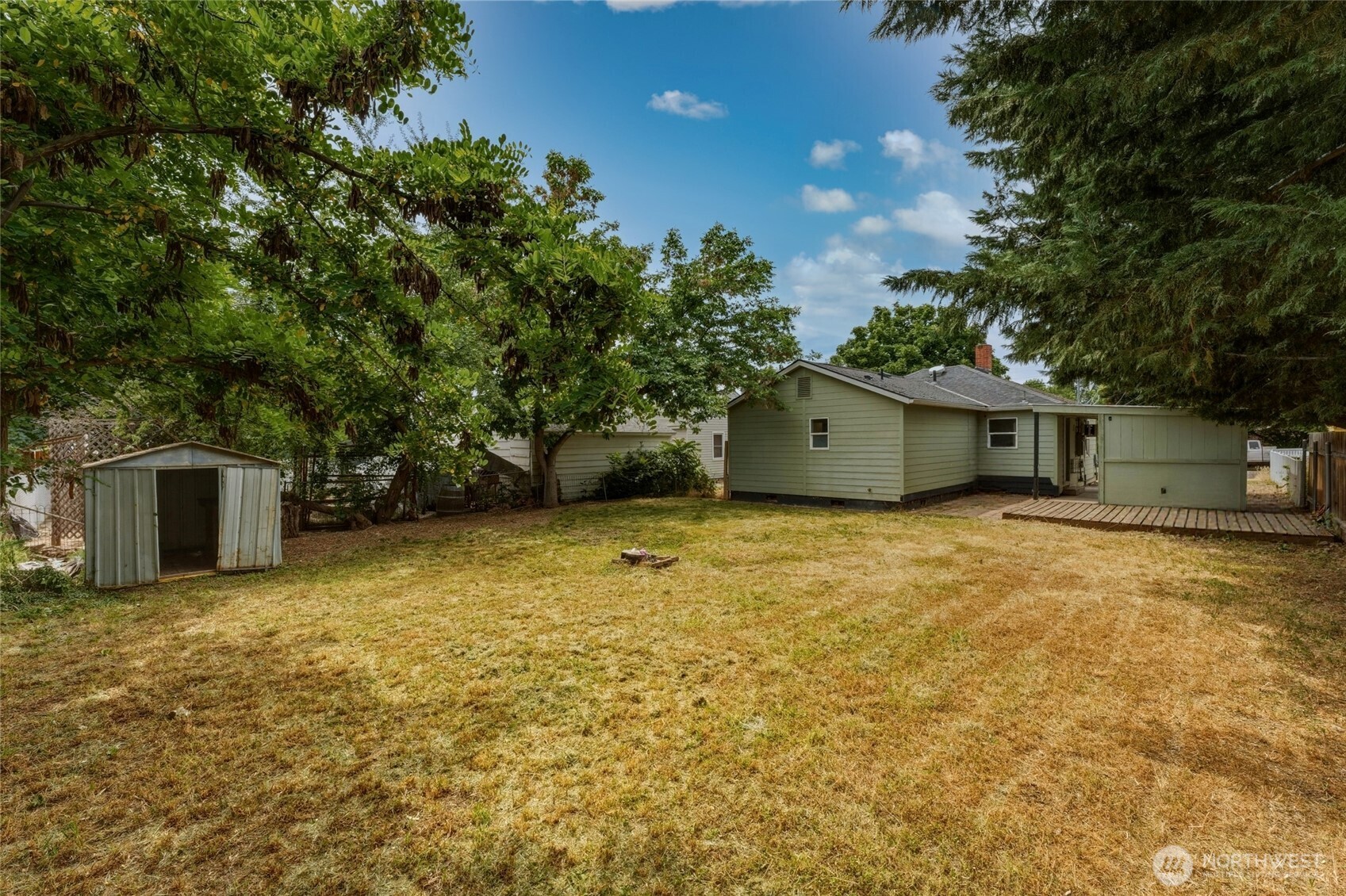624 White Street Property Photo 24