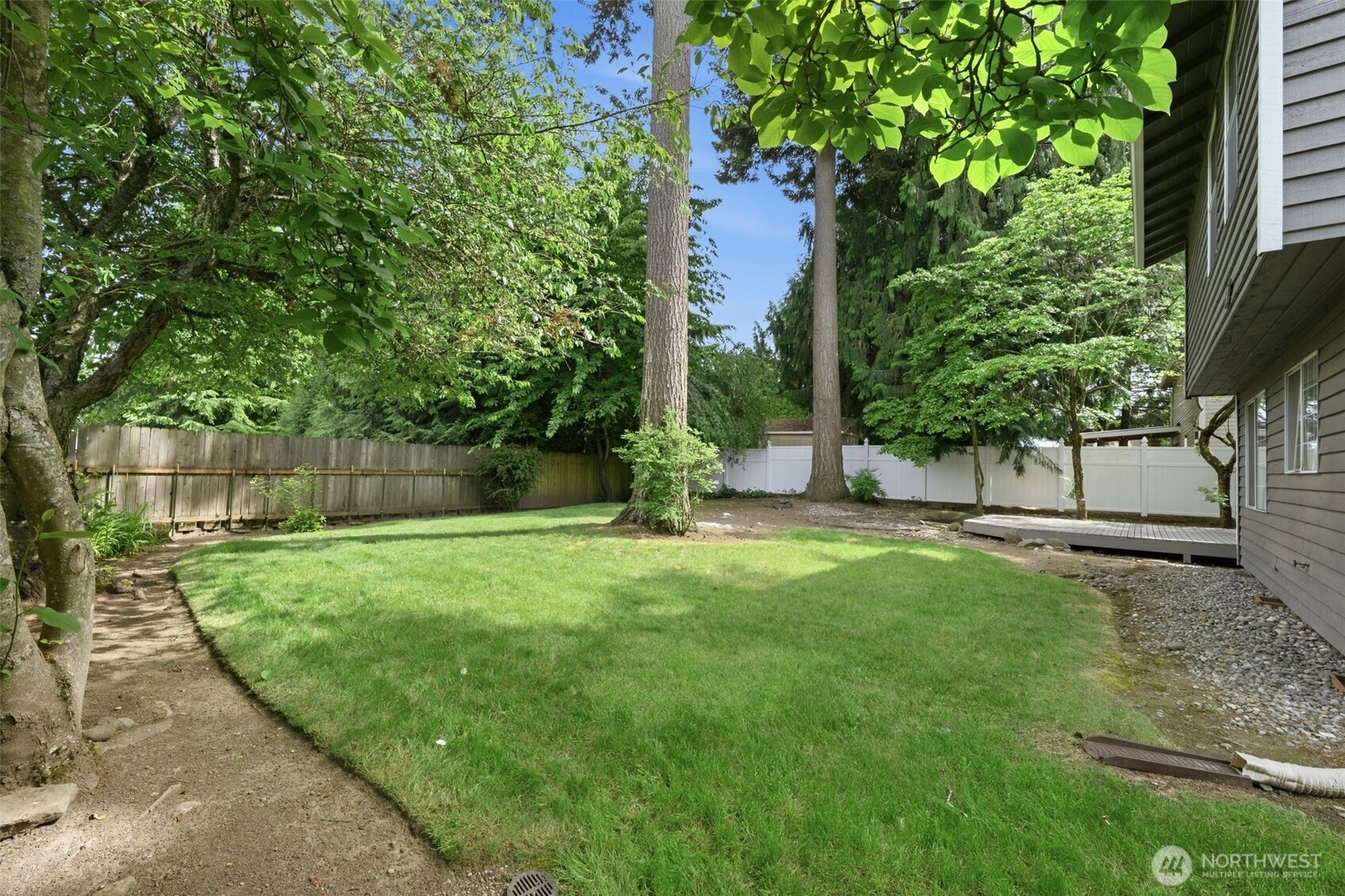 13611 49th Avenue Property Photo 25