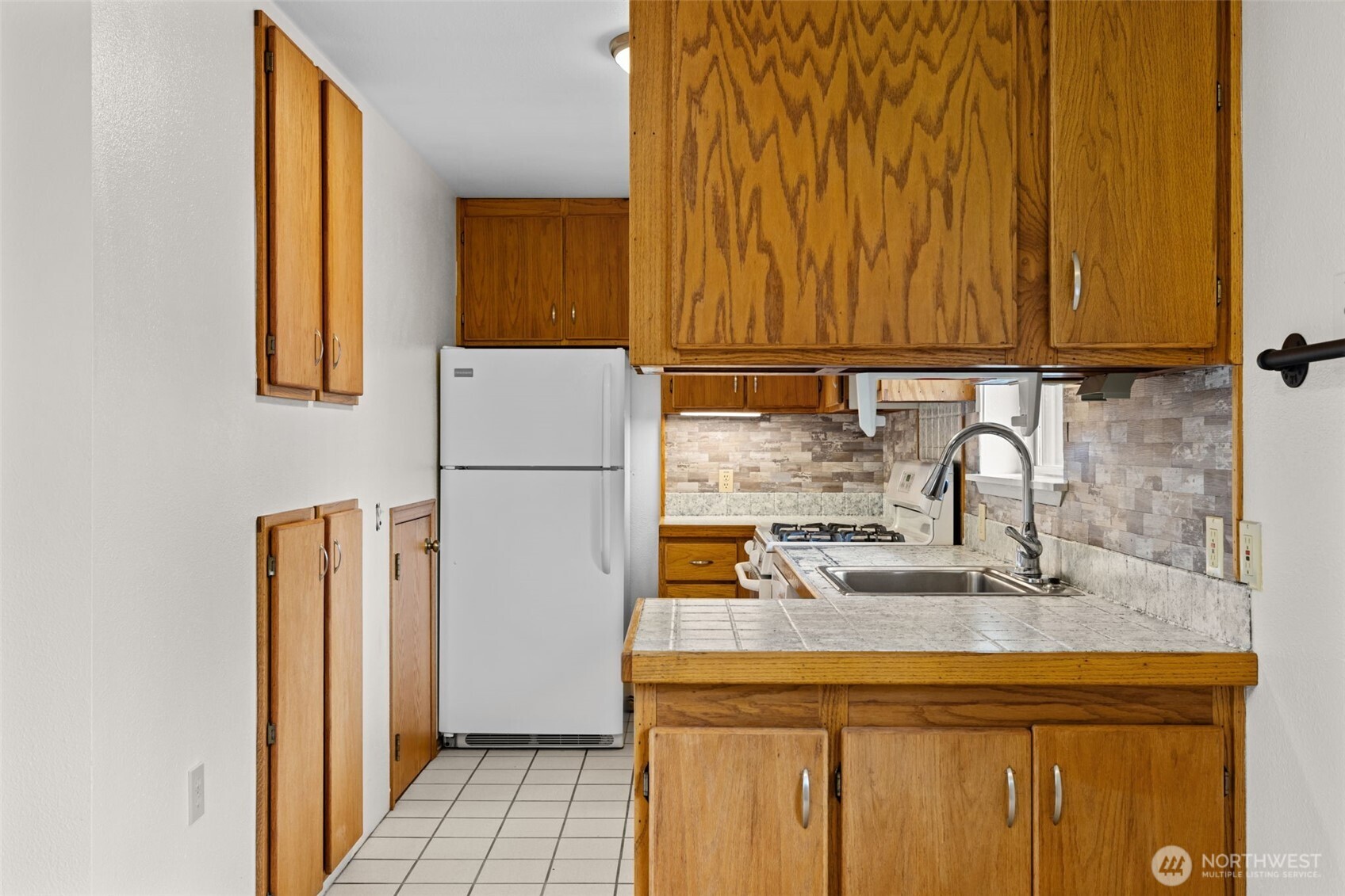 5246 Yearley Drive Property Photo 13