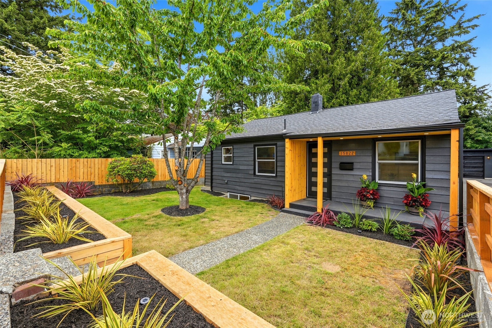 15822 26th Avenue Property Photo 5