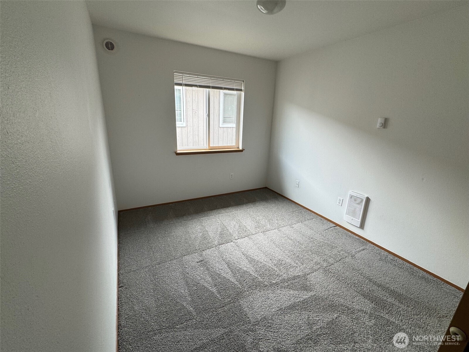 1608 1610 E 34th Street B Property Photo 12