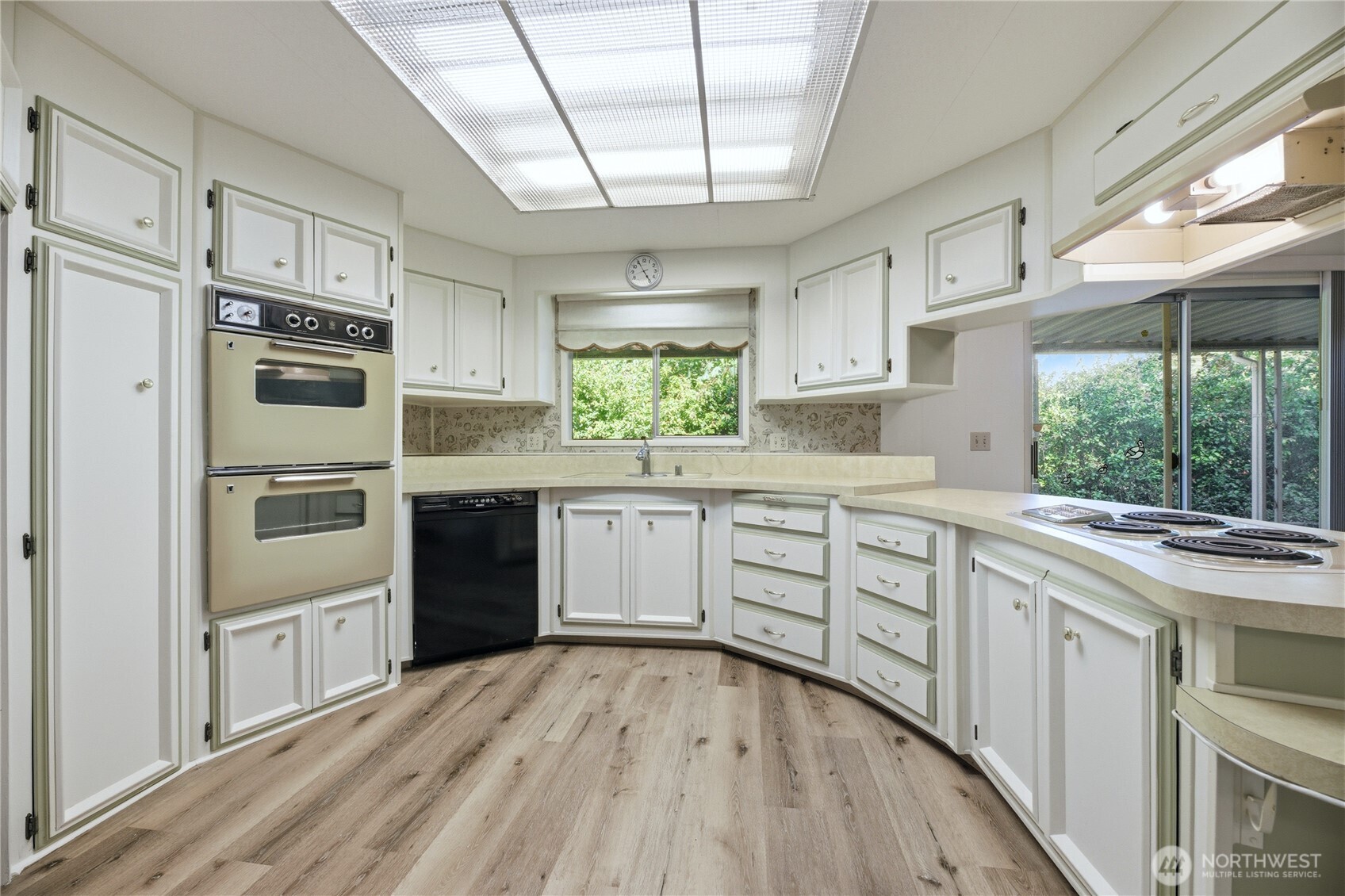 9314 Canyon Road 12 Property Photo 19