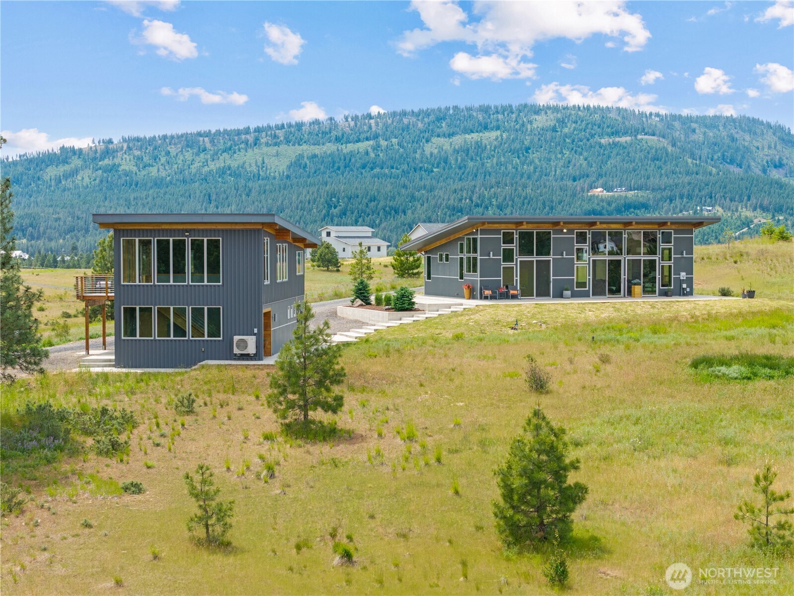 1280 Mountain Creek Drive Property Photo 1