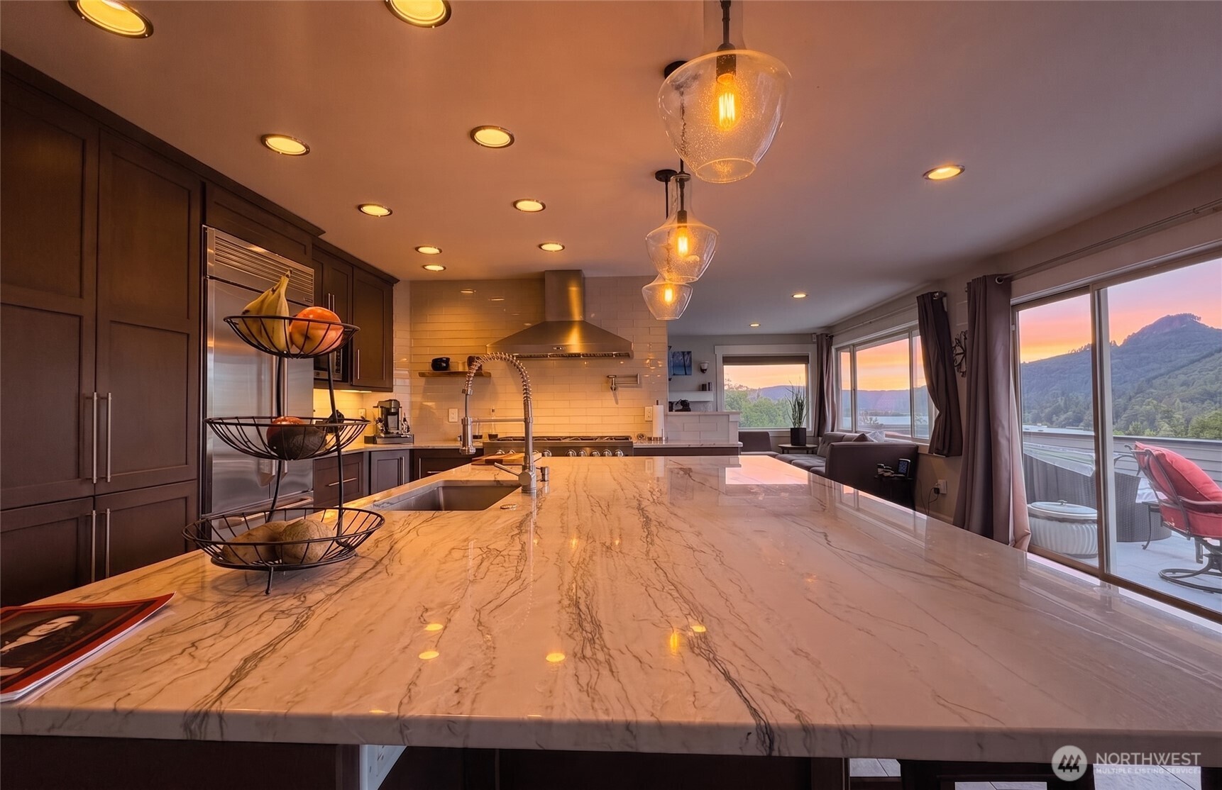 18064 Mariposa Lane Property Photo 12
