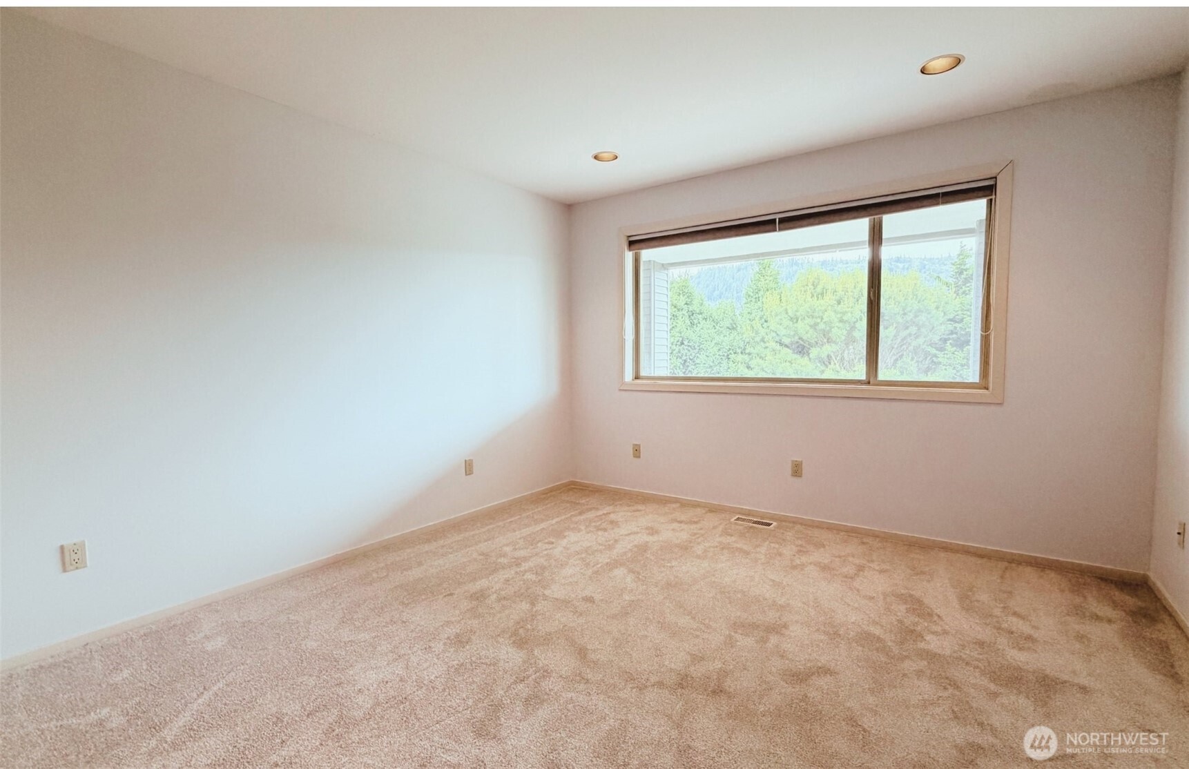 18064 Mariposa Lane Property Photo 32