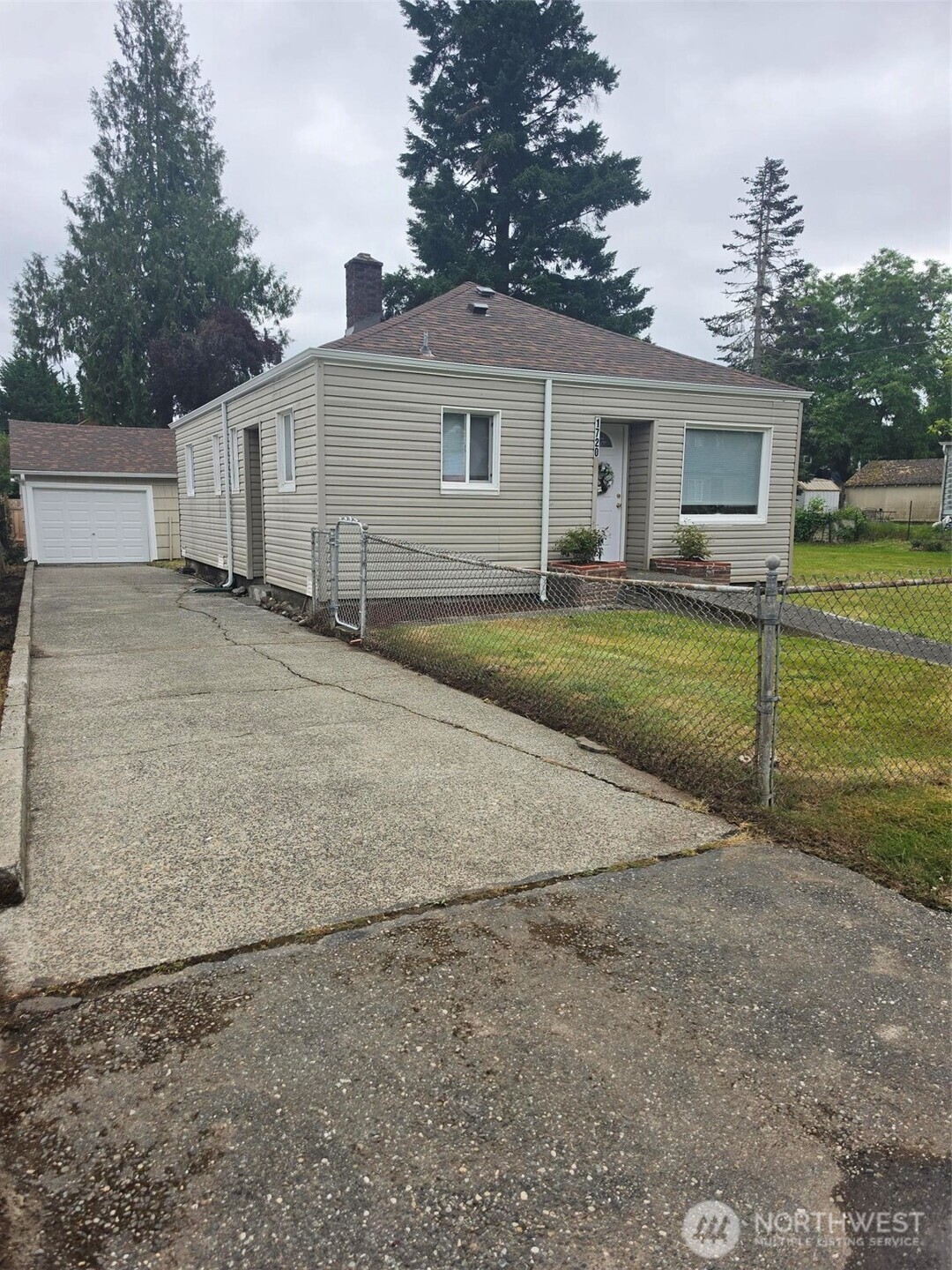 1720 Snyder Avenue Property Photo 2