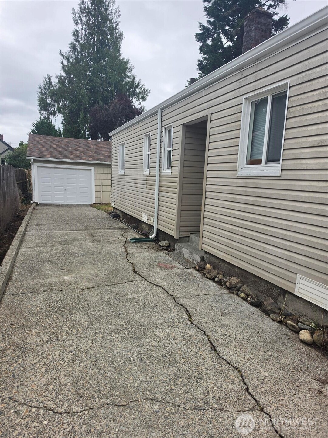 1720 Snyder Avenue Property Photo 31