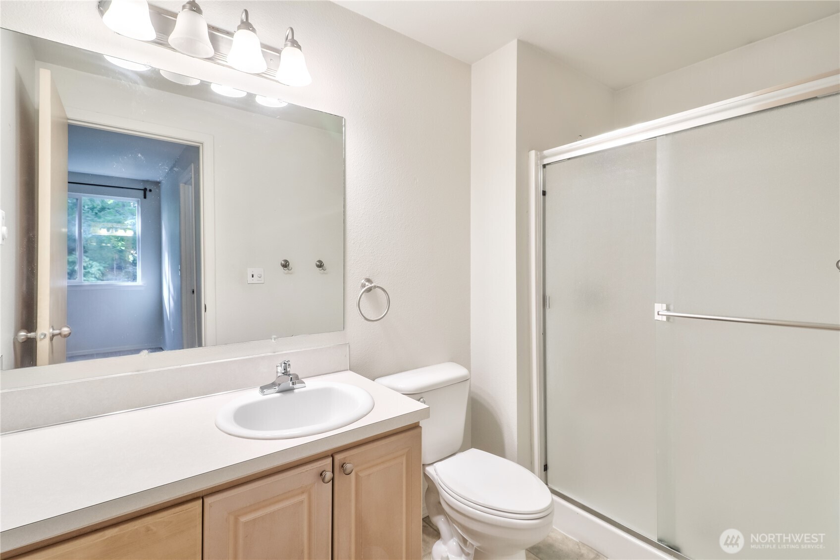 22323 Glenview Court Property Photo 19