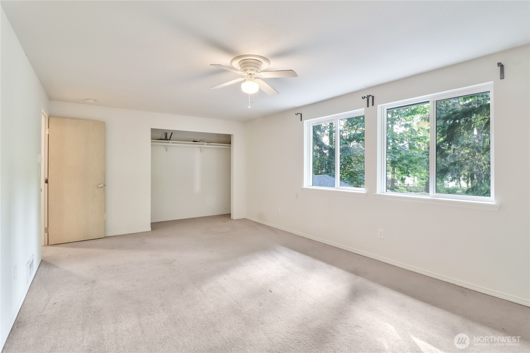 22323 Glenview Court Property Photo 25