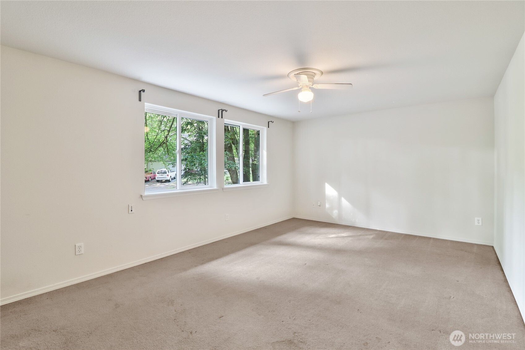 22323 Glenview Court Property Photo 26