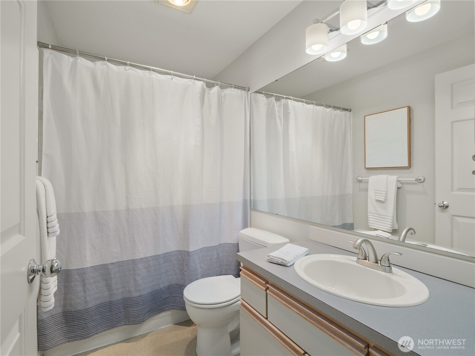 5624 Roosevelt Way 302 Property Photo 19