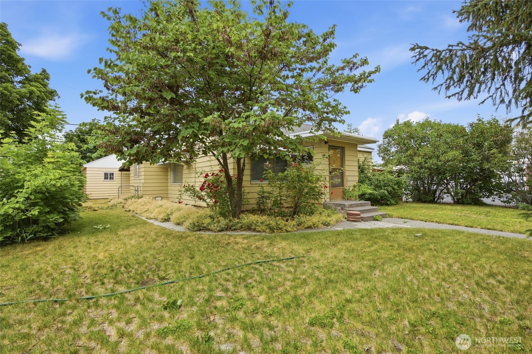 27 E Street Property Photo 3