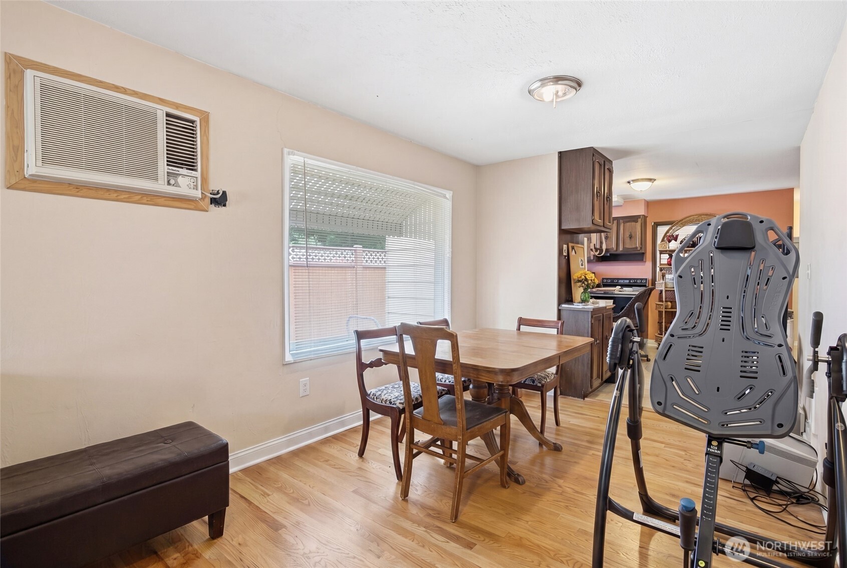 27 E Street Property Photo 8