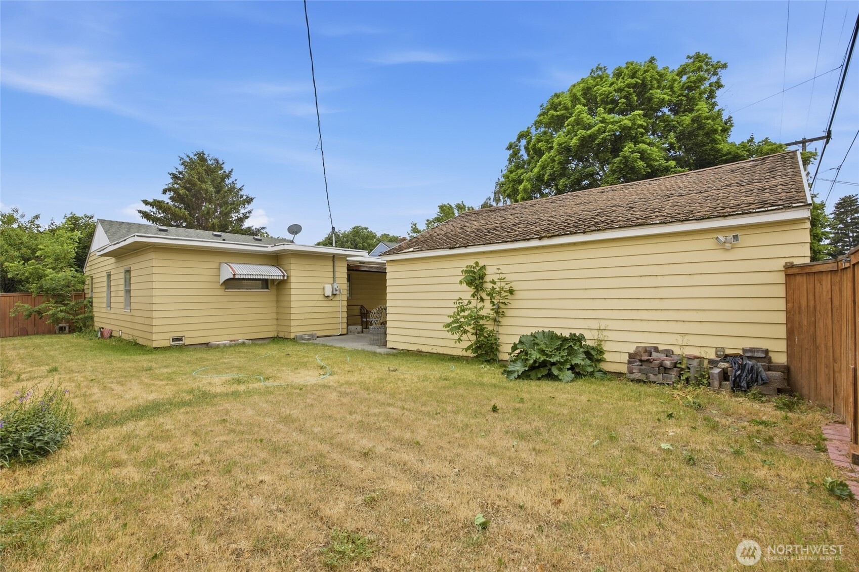 27 E Street Property Photo 22