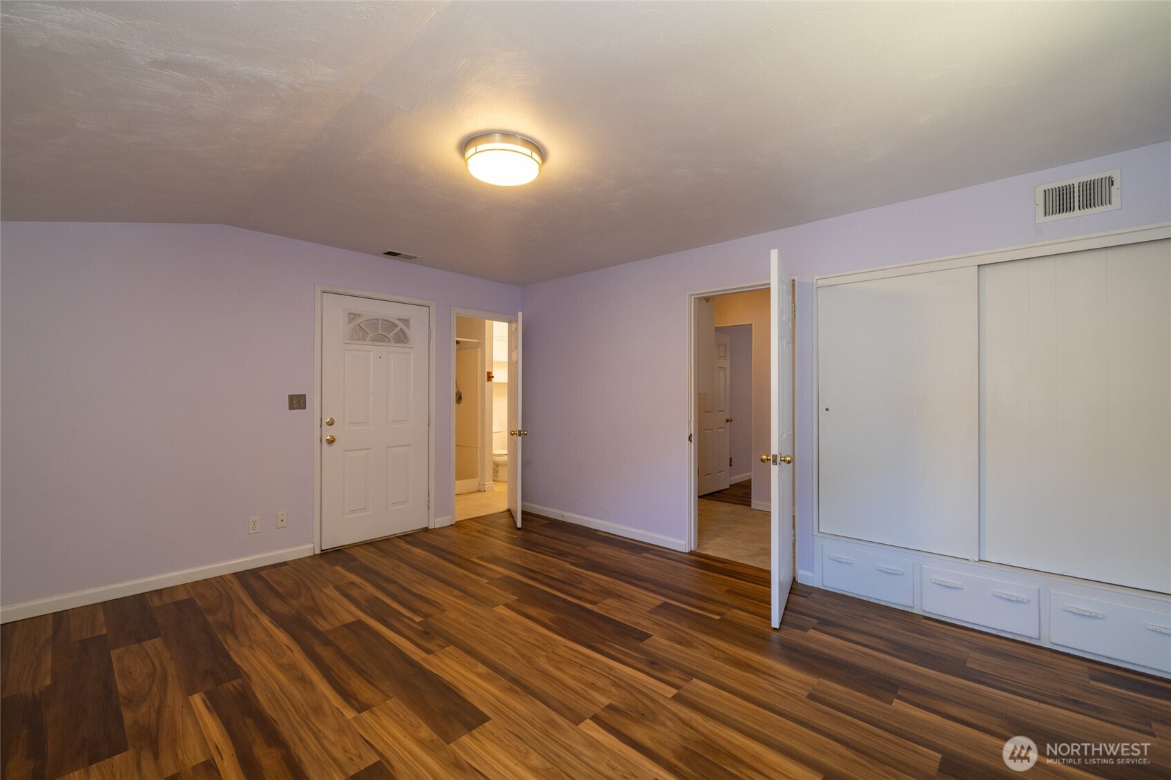 1308 W Main Street Property Photo 9