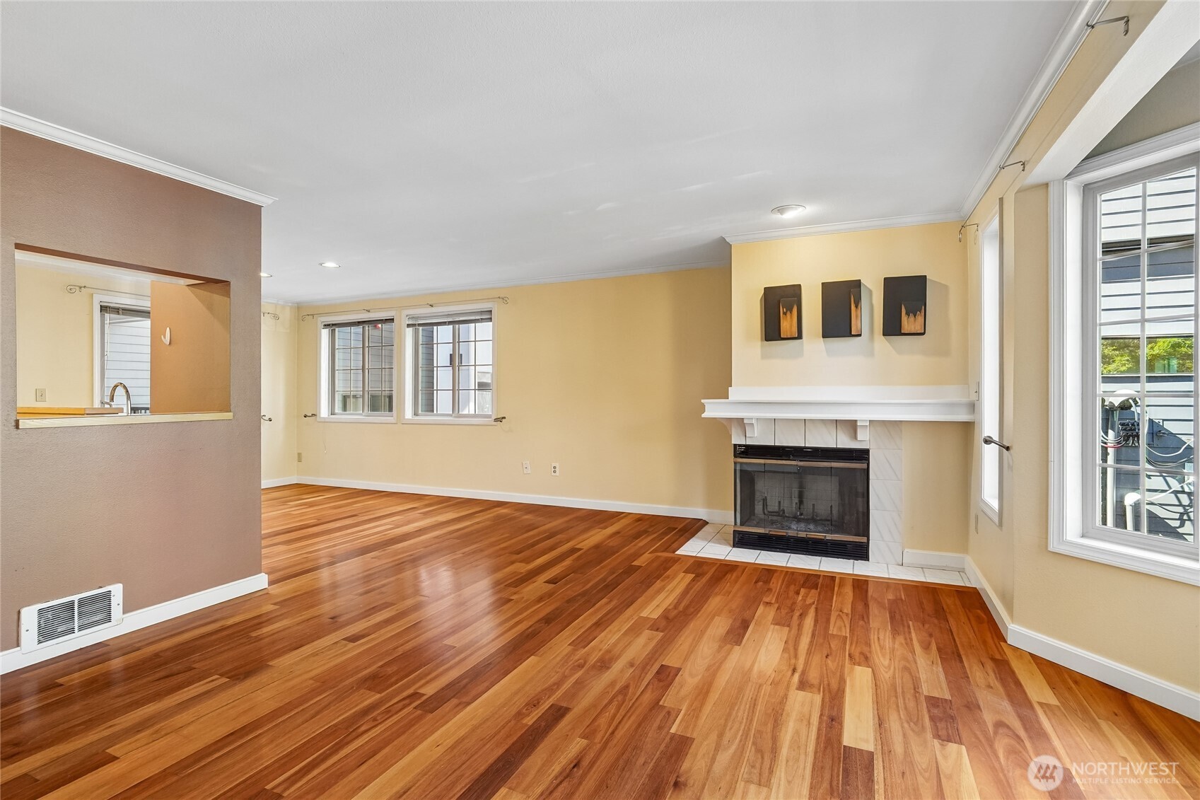 1111 10th Avenue 20 Property Photo 5