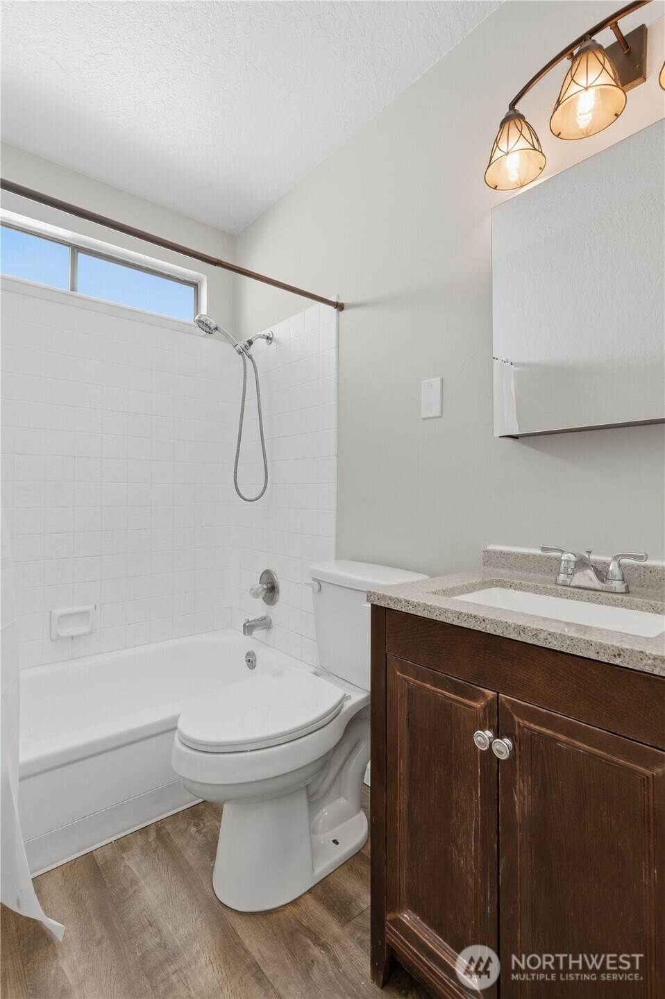 4526 S Henderson Street Property Photo 19