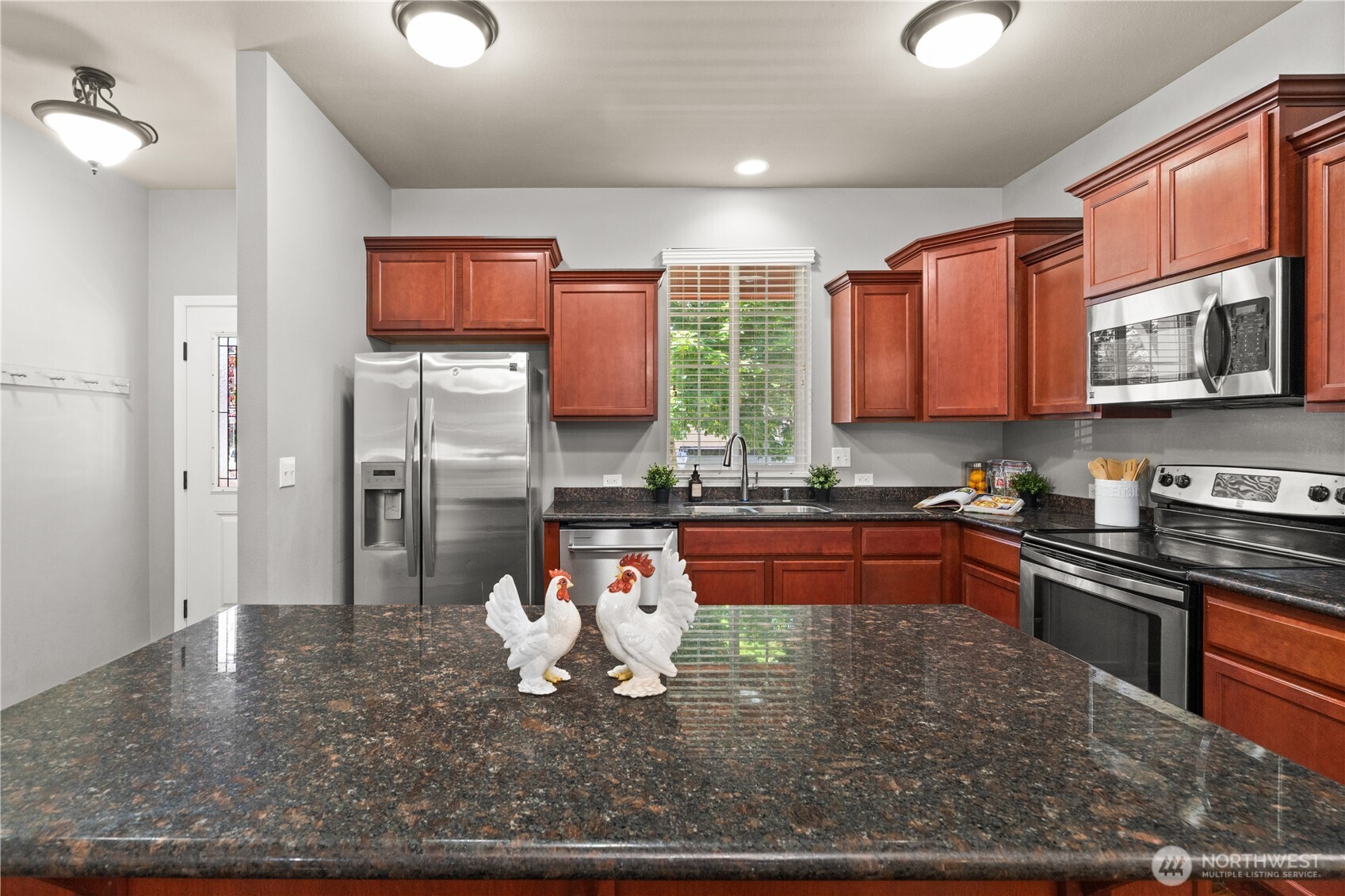 4538 Edgewater Boulevard Property Photo 5