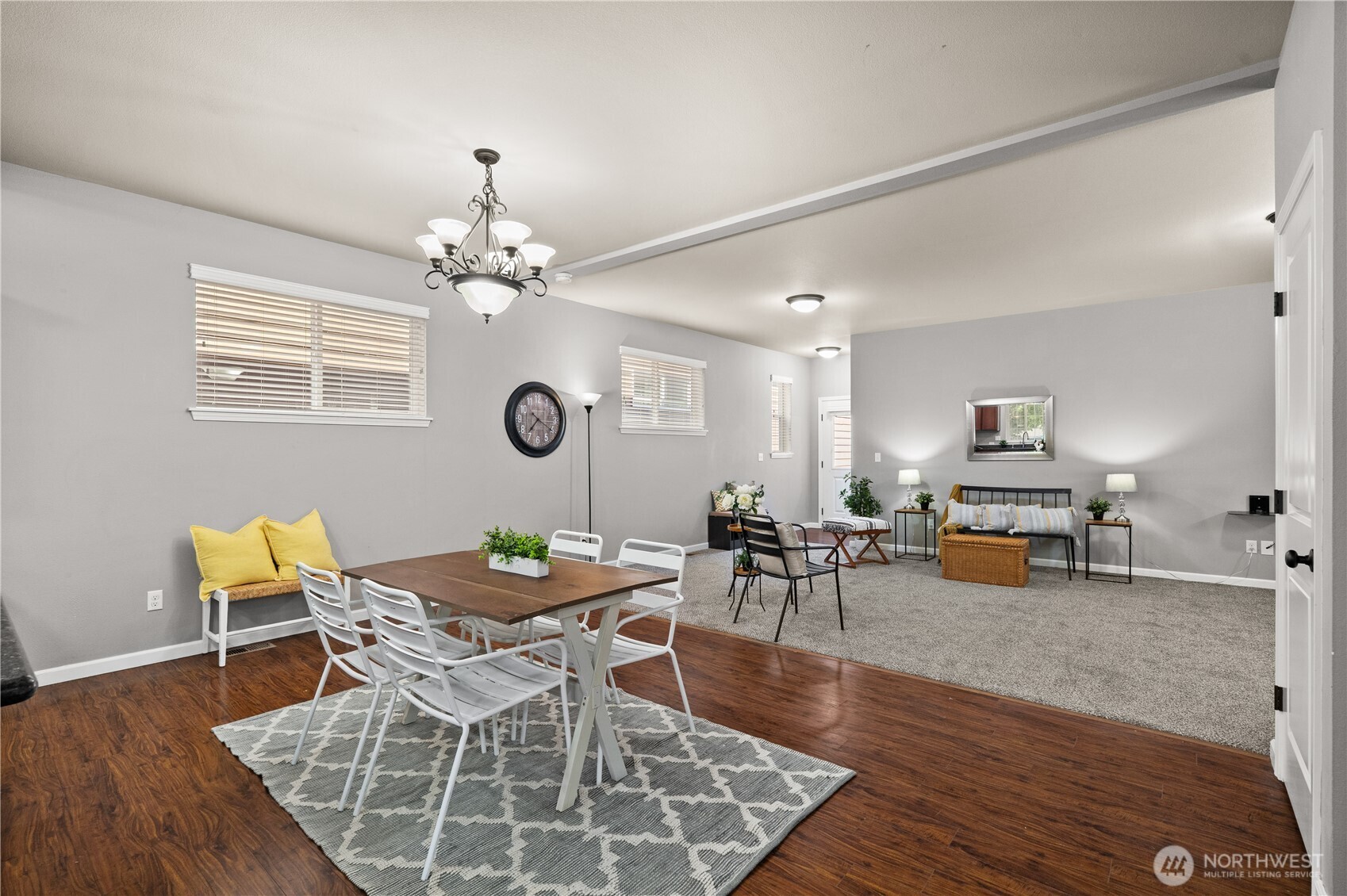 4538 Edgewater Boulevard Property Photo 7