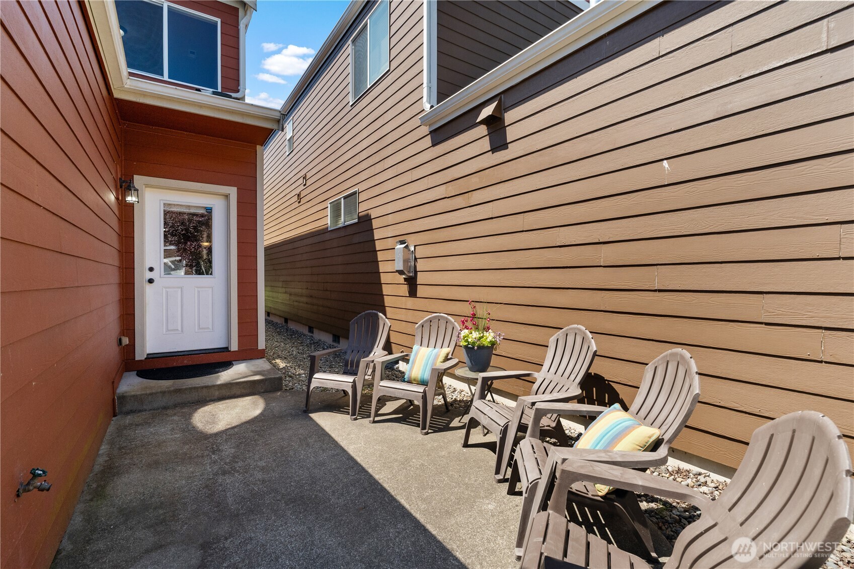 4538 Edgewater Boulevard Property Photo 26