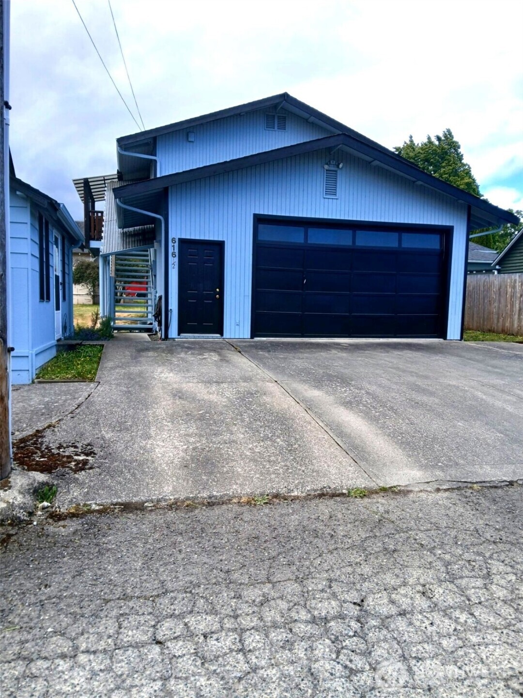616 S Race Street Property Photo 6