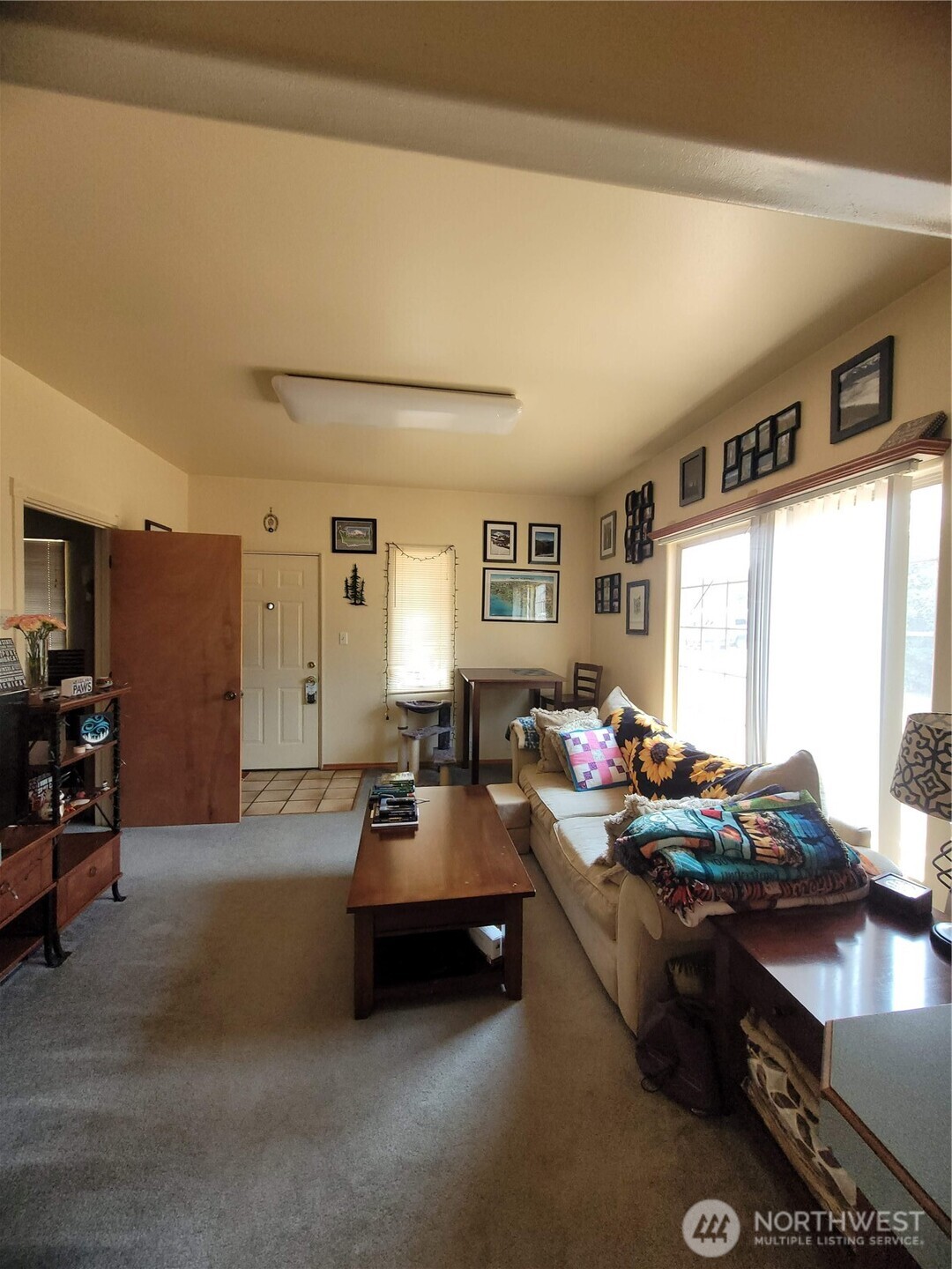616 S Race Street Property Photo 10