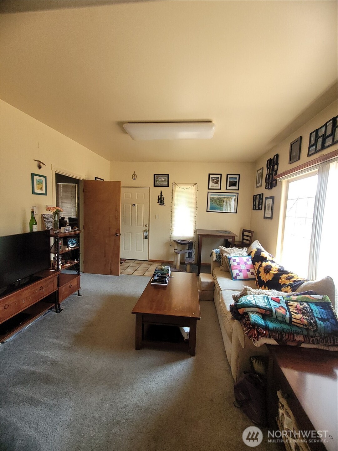 616 S Race Street Property Photo 11