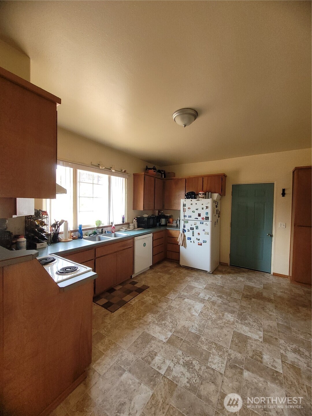 616 S Race Street Property Photo 13