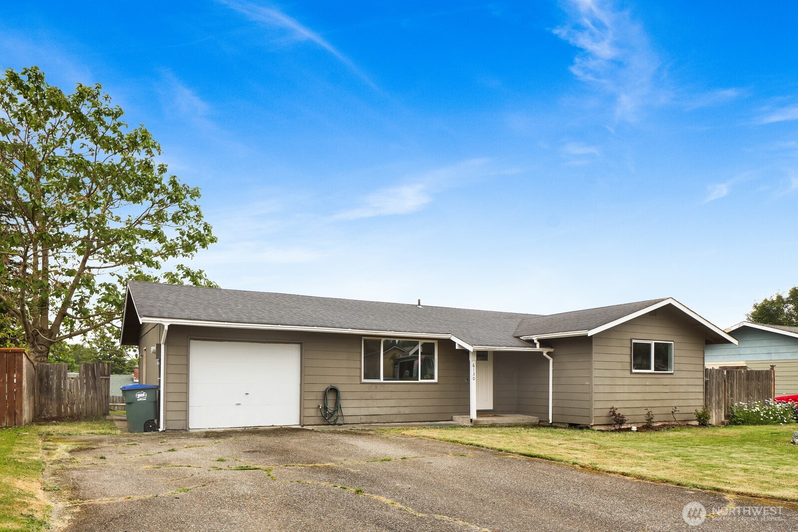 6130 Sunshine Drive Property Photo 1